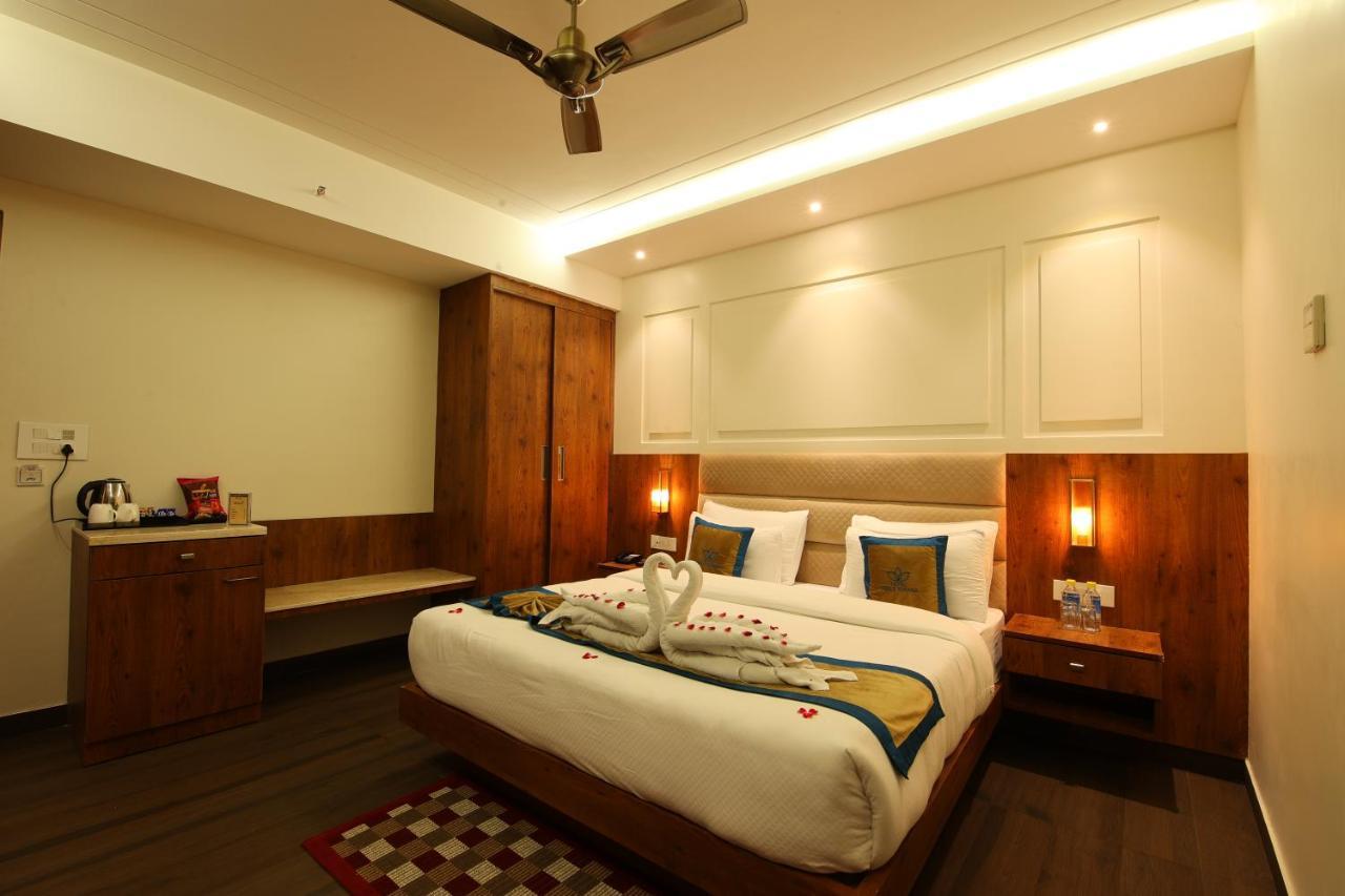 Hotel Holy Vivasa Rishikesh Exterior photo
